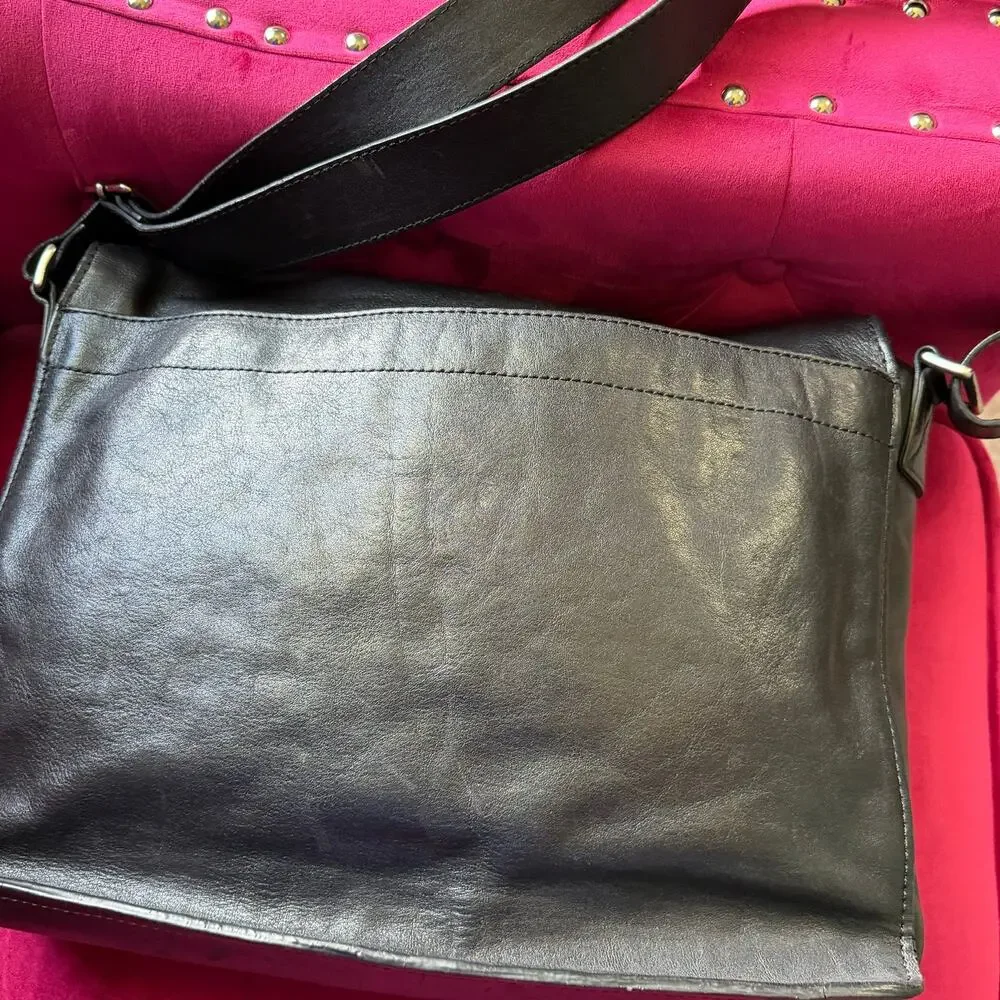 Cole Haan Black Leather Messenger Laptop Bag Briefcase Crossbody Work Travel